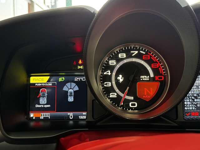 2021 Ferrari F8 SPIDER thumbnail 10