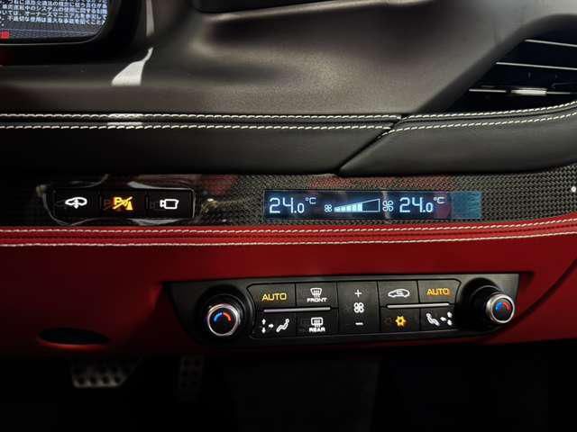 2021 Ferrari F8 SPIDER thumbnail 11