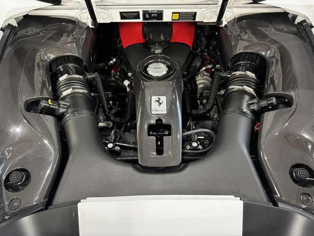 2021 Ferrari F8 SPIDER thumbnail 20