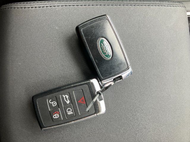 2021 LAND Rover DISCOVERY SPORT — миниатюра 22