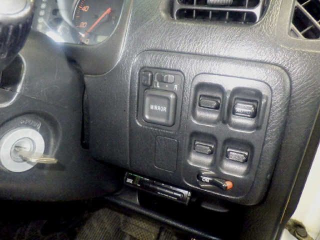 2001 Honda LIFE — миниатюра 6