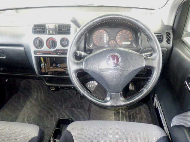 2001 Honda LIFE — миниатюра 3