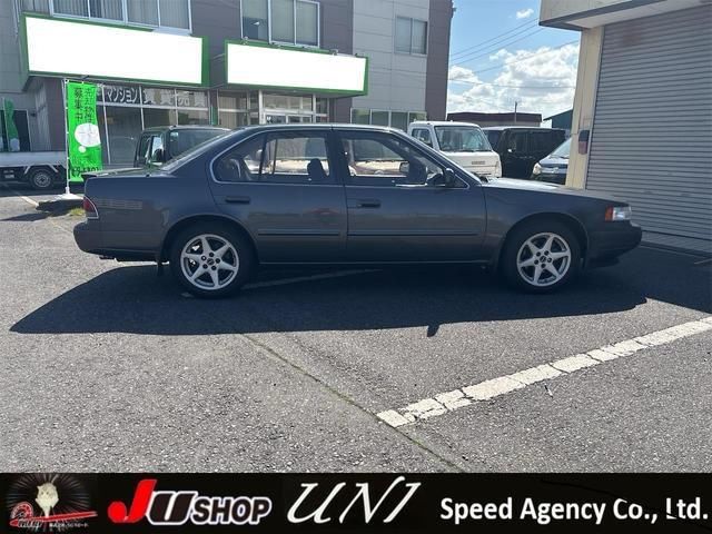 1990 Nissan MAXIMA 缩略图 6