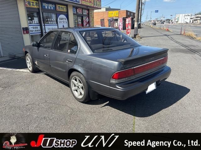 1990 Nissan MAXIMA 缩略图 9