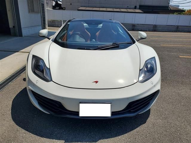 صورة 9 لـ 2013 Mclaren MP4-12C SPIDER