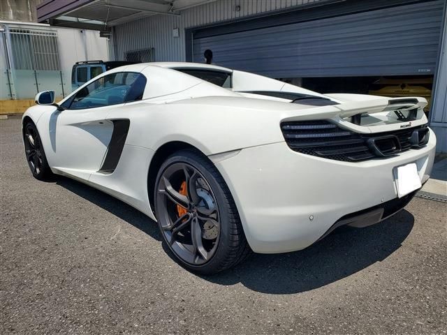 صورة 3 لـ 2013 Mclaren MP4-12C SPIDER