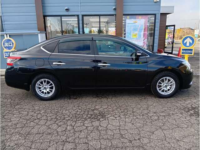 2012 Nissan SYLPHY — миниатюра 3