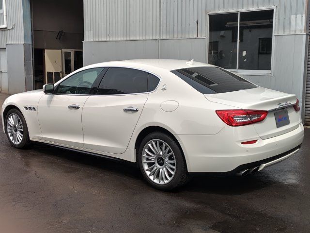 صورة مصغرة 6 لـ 2013 Maserati QUATTROPORTE