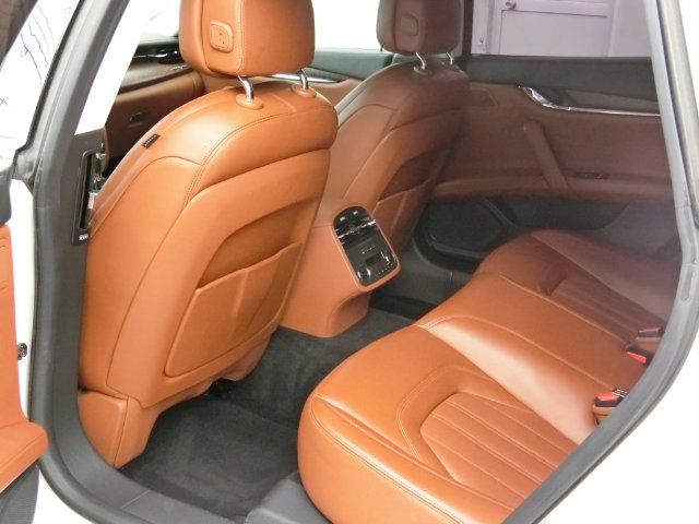 صورة مصغرة 12 لـ 2013 Maserati QUATTROPORTE
