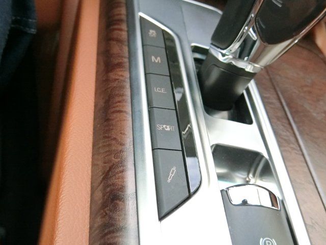 صورة مصغرة 23 لـ 2013 Maserati QUATTROPORTE