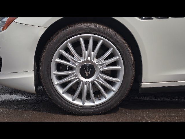 صورة مصغرة 24 لـ 2013 Maserati QUATTROPORTE