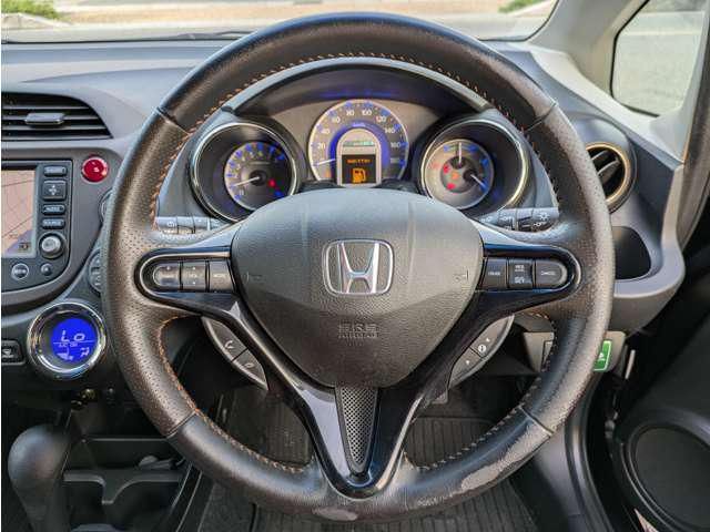 2011 Honda FIT SHUTTLE HYBRID — миниатюра 16