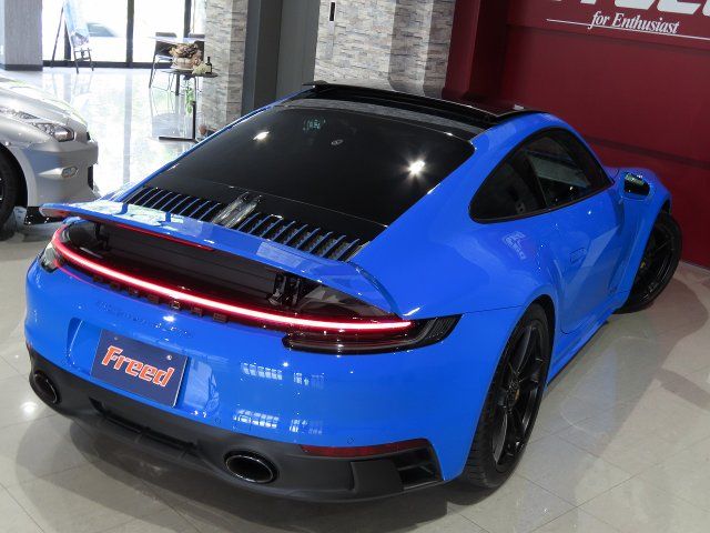 2024 Porsche 911 — миниатюра 3