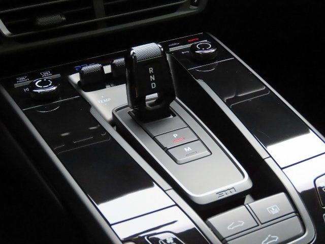 2024 Porsche 911 — миниатюра 17
