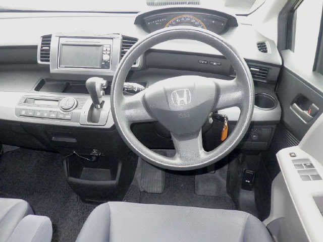 صورة 3 لـ 2009 Honda FREED