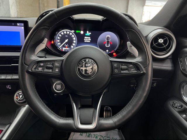 صورة 9 لـ 2023 ALFA Romeo TONALE