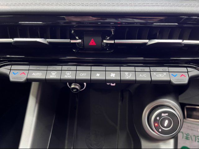 صورة مصغرة 12 لـ 2023 ALFA Romeo TONALE