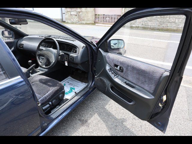 1989 Nissan CEFIRO — миниатюра 13