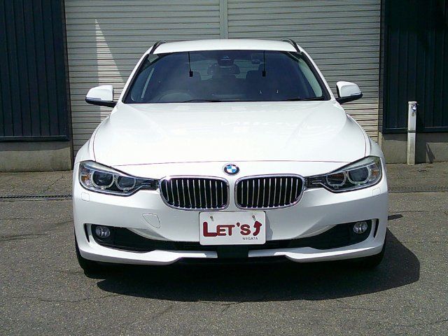 2015 BMW 3 SERIES photo 3