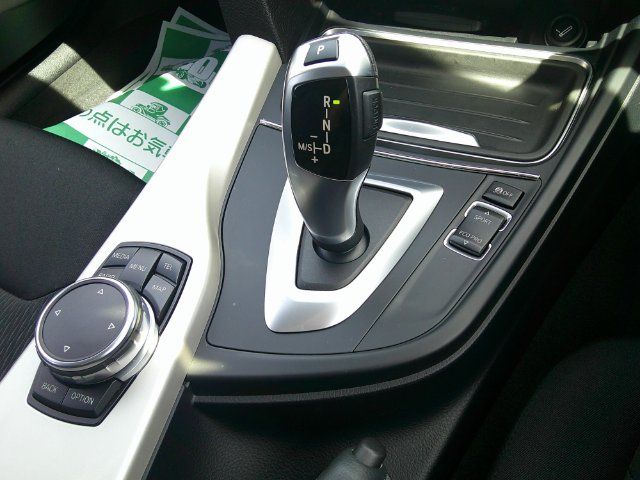 2015 BMW 3 SERIES 缩略图 12