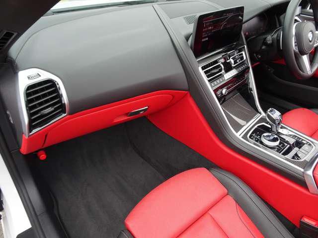 2022 BMW 8 SERIES CABRIOLET thumbnail 11