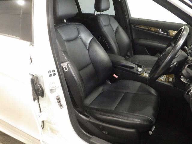 صورة مصغرة 6 لـ 2011 Mercedes-BENZ C-CLASS