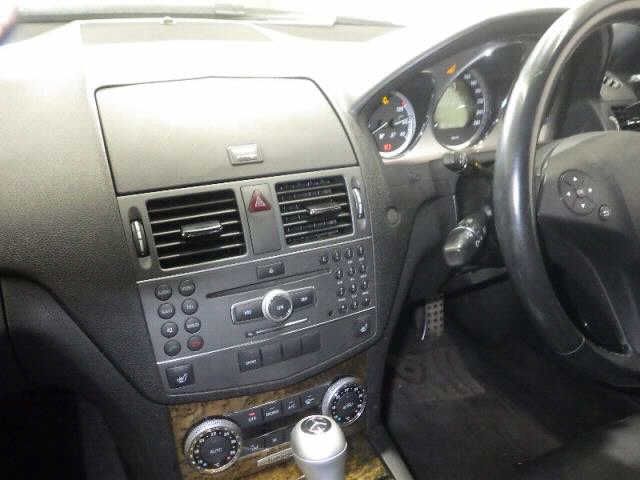 صورة مصغرة 3 لـ 2011 Mercedes-BENZ C-CLASS