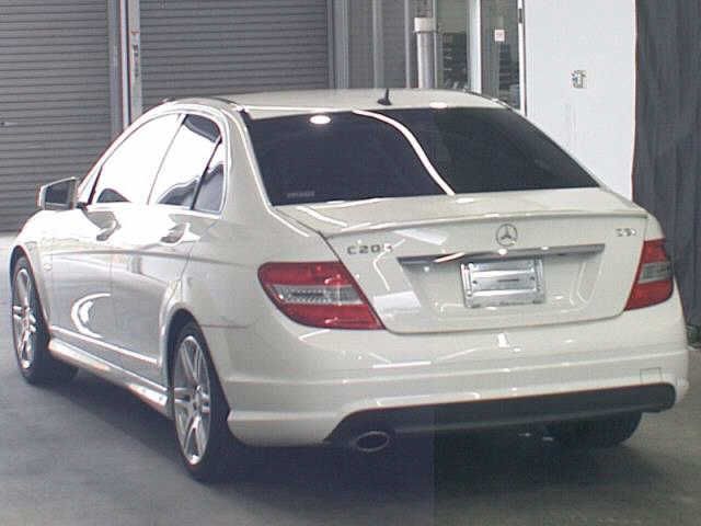 صورة مصغرة 2 لـ 2011 Mercedes-BENZ C-CLASS