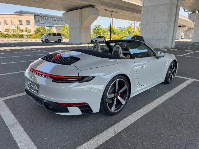 2020 Porsche 911 — миниатюра 7