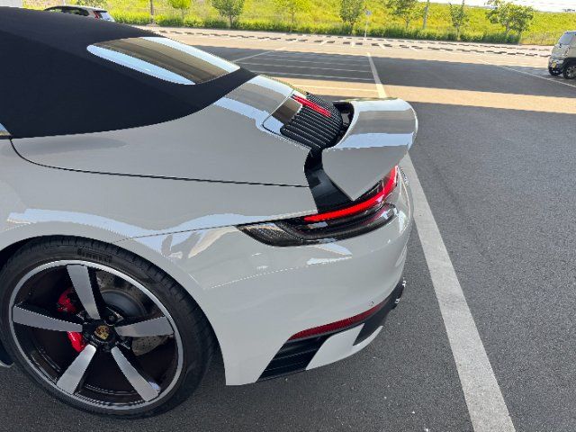 2020 Porsche 911 — миниатюра 11