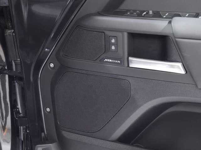 صورة 4 لـ 2025 LAND Rover DEFENDER