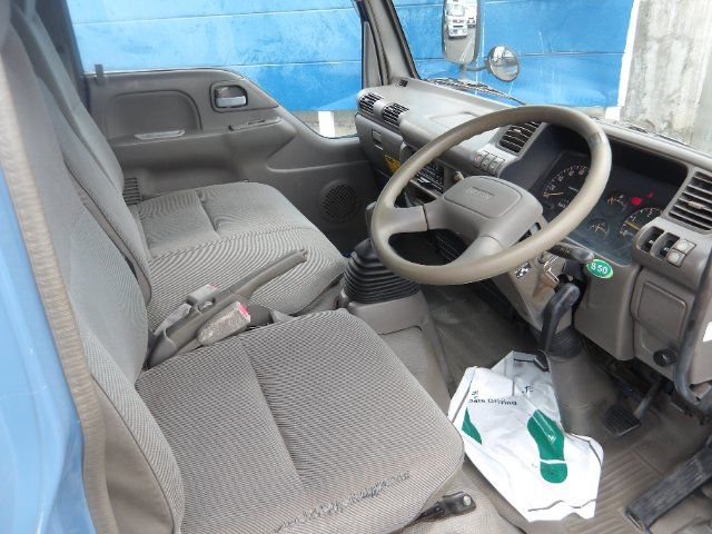 صورة مصغرة 22 لـ 1996 Nissan ATLAS