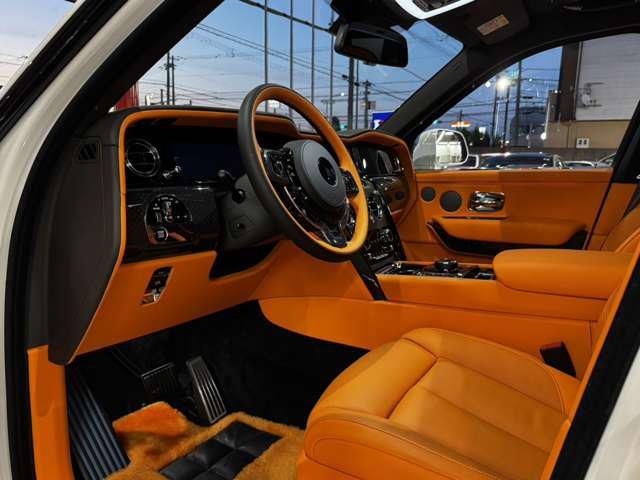 صورة 4 لـ 2025 ROLLS-ROYCE BLACK BADGE CULLINAN