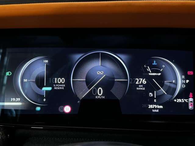 صورة 7 لـ 2025 ROLLS-ROYCE BLACK BADGE CULLINAN