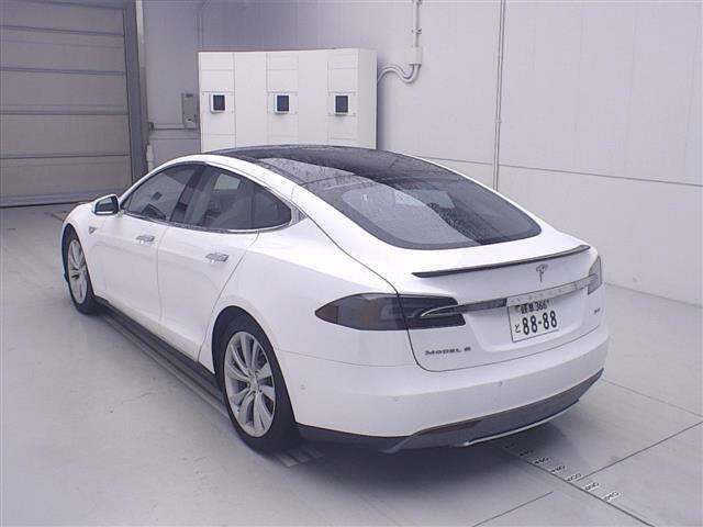 صورة 2 لـ 2014 Tesla MODEL S