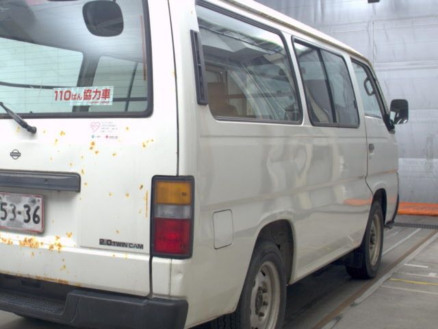1999 Nissan CARAVAN — фото 5