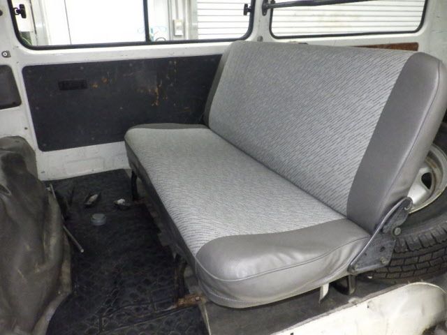 1999 Nissan CARAVAN — фото 8