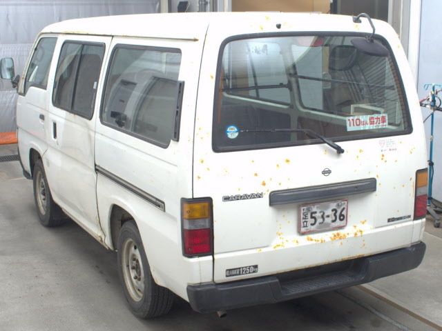 1999 Nissan CARAVAN — фото 2