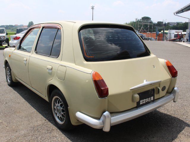 1996 Nissan MARCH 照片 4