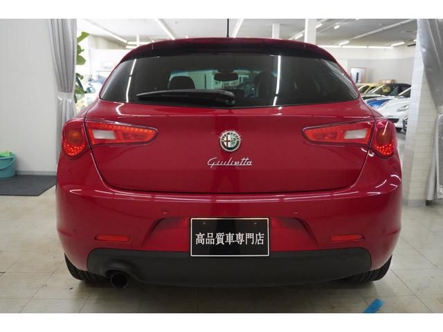 2013 ALFA Romeo GIULIETTA — миниатюра 7