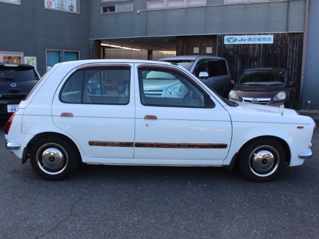1996 Nissan MARCH 照片 4