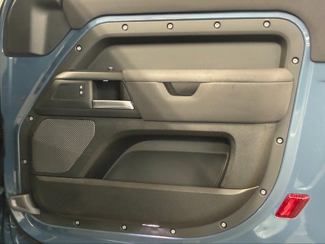 صورة مصغرة 16 لـ 2022 LAND Rover DEFENDER