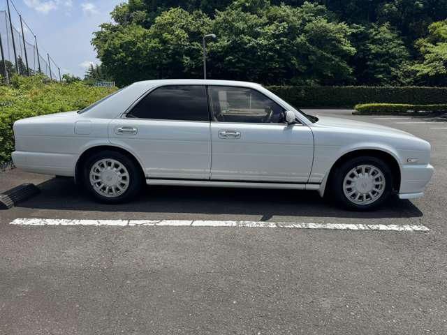 صورة 7 لـ 1994 Nissan GLORIA