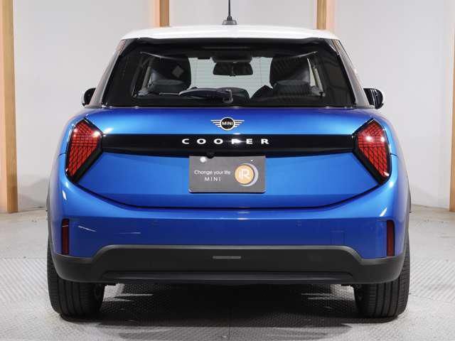 2025 MINI MNI — миниатюра 9