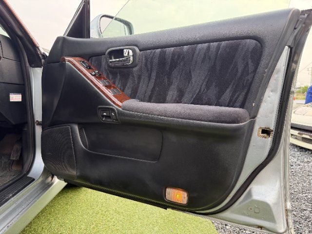 1997 Nissan LAUREL 缩略图 19