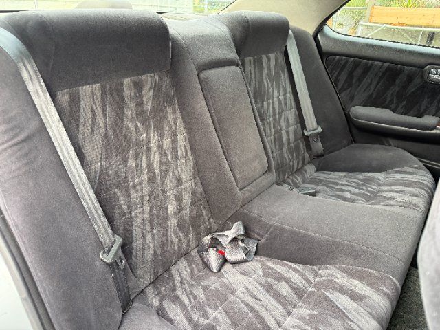 1997 Nissan LAUREL 缩略图 22