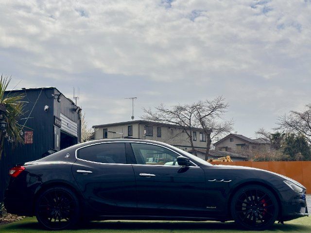 صورة مصغرة 5 لـ 2018 Maserati GHIBLI