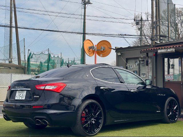 صورة مصغرة 6 لـ 2018 Maserati GHIBLI