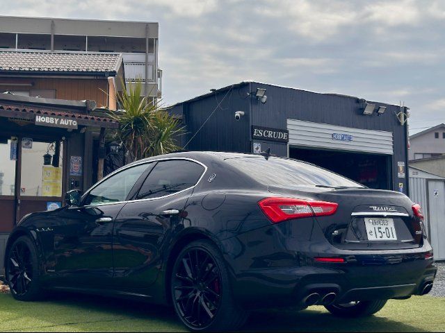 صورة مصغرة 8 لـ 2018 Maserati GHIBLI