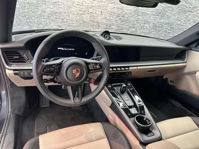 صورة مصغرة 10 لـ 2025 Porsche 911